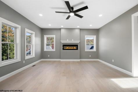 202 Sabre Court Morgantown WV 26508