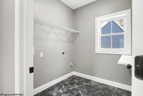 202 Sabre Court Morgantown WV 26508