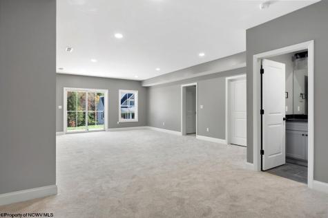 202 Sabre Court Morgantown WV 26508