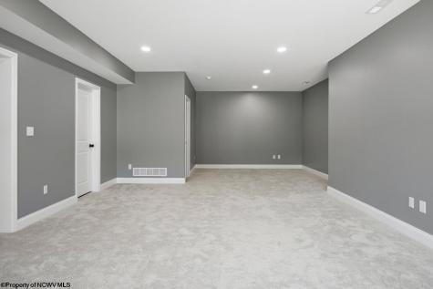202 Sabre Court Morgantown WV 26508
