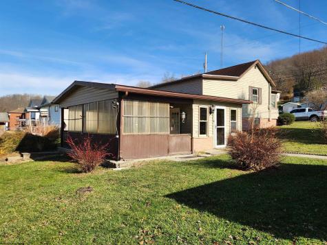 1802 N 21st Street Clarksburg WV 26301