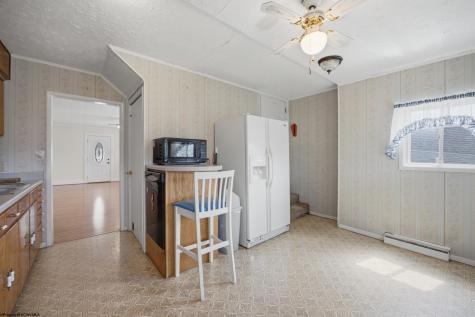 317 Indiana Avenue Nutter Fort WV 26301-0000