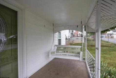 317 Indiana Avenue Nutter Fort WV 26301-0000