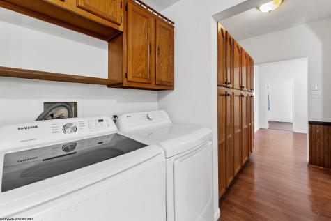 28 Dent Avenue Granville WV 26534