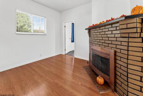 28 Dent Avenue Granville WV 26534