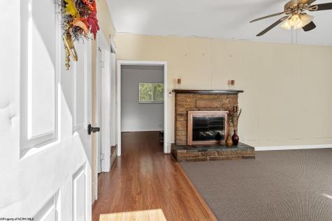28 Dent Avenue Granville WV 26534