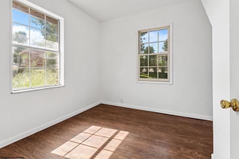 28 Dent Avenue Granville WV 26534