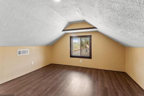 28 Dent Avenue Granville WV 26534