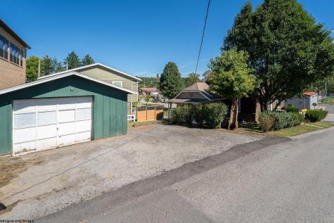 28 Dent Avenue Granville WV 26534
