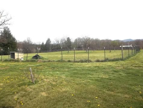 15 Blessings Abound Lane Mabie WV 26278
