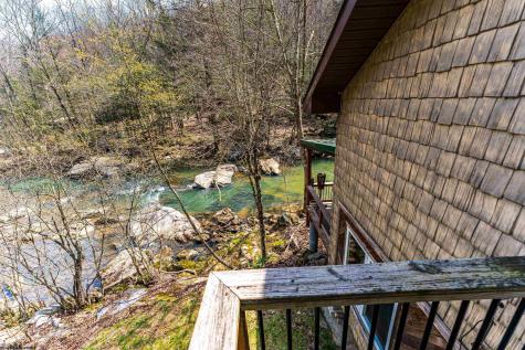 5078 Laurel Creek Road Moatsville WV 26405