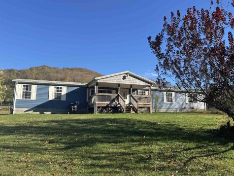 1368 Pennington Road Harman WV 26270