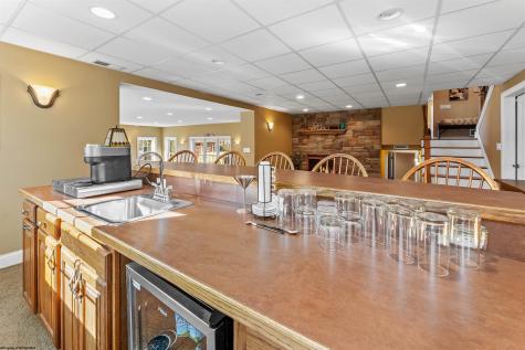 8 Alicia Street Westover WV 26501