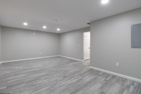 343 E First Street Weston WV 26452