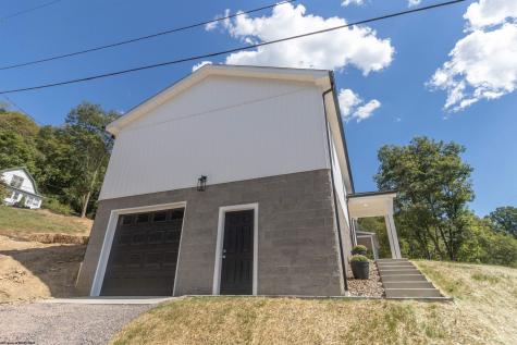 343 E First Street Weston WV 26452