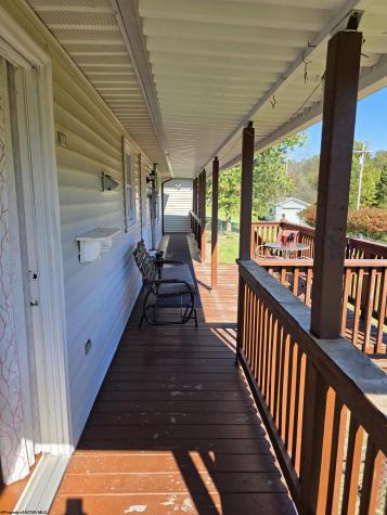 1506 Francis Mine Road Fairmont WV 26554