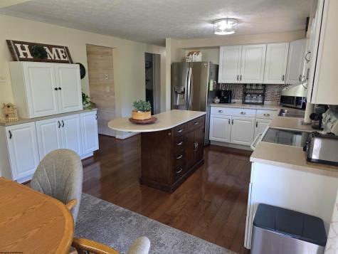 1506 Francis Mine Road Fairmont WV 26554
