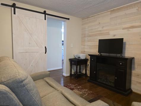 1506 Francis Mine Road Fairmont WV 26554