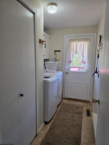 1506 Francis Mine Road Fairmont WV 26554