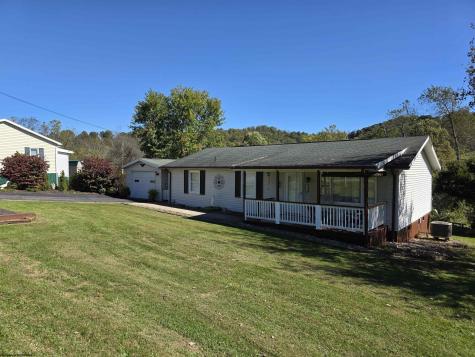 1506 Francis Mine Road Fairmont WV 26554