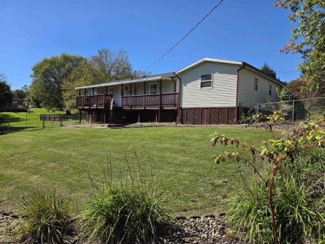 1506 Francis Mine Road Fairmont WV 26554