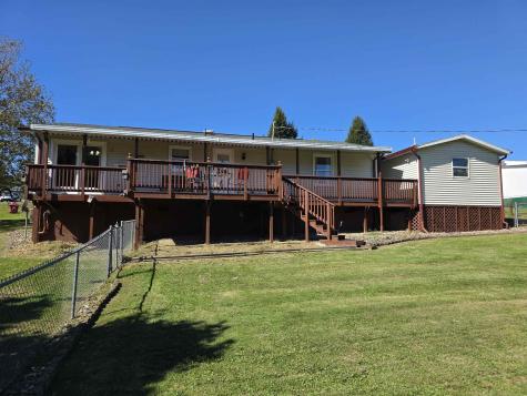 1506 Francis Mine Road Fairmont WV 26554