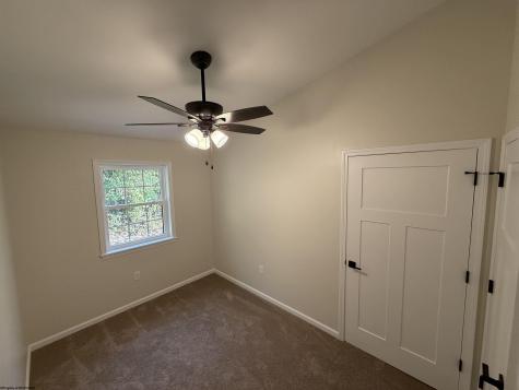 423 Mount Harmony Road Fairmont WV 26554