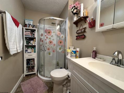 936 Heavner Grove Road Buckhannon WV 26201
