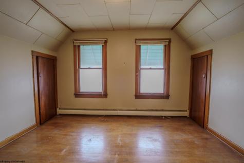 1058 Indiana Avenue Fairmont WV 26554