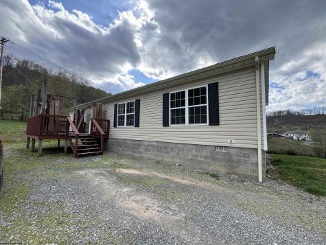1154 Sunrise Drive Lost Creek WV 26385