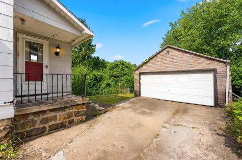 309 Lyndhurst Street Morgantown WV 26501