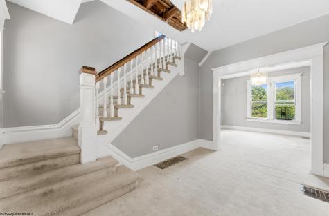 309 Lyndhurst Street Morgantown WV 26501