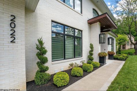 2022 White Oak Drive Morgantown WV 26505