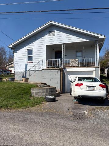 205 Violet Street Fairmont WV 26554