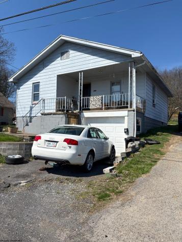 205 Violet Street Fairmont WV 26554