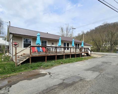 1103 N River Avenue Weston WV 26452