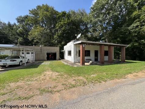 3788 Brushy Fork Road Buckhannon WV 26201