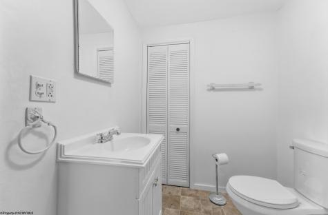 971 Jim Kennedy Road Fairmont WV 26554