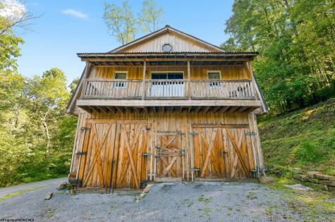 971 Jim Kennedy Road Fairmont WV 26554