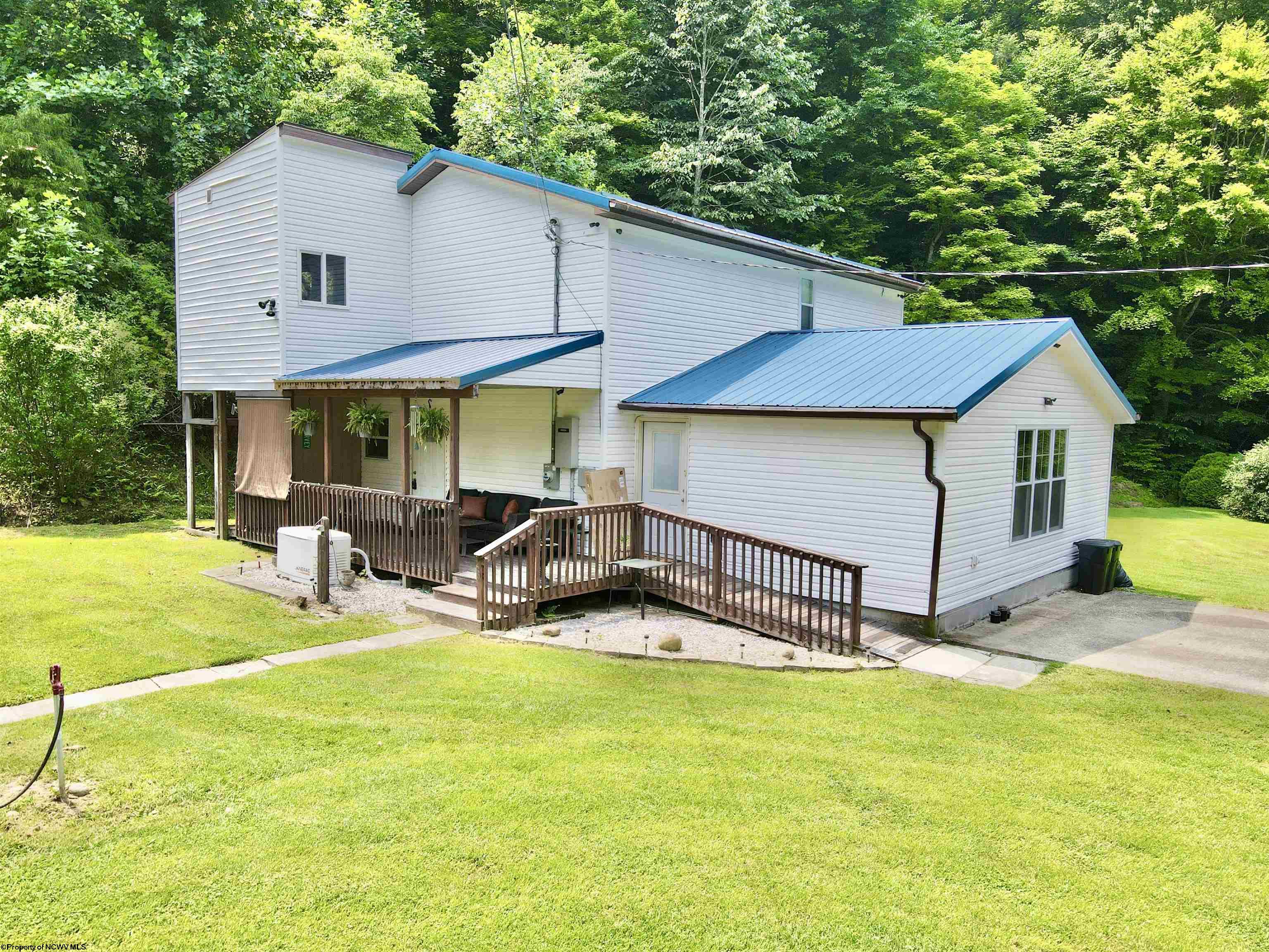 1858 Fola Road Bickmore WV 25019