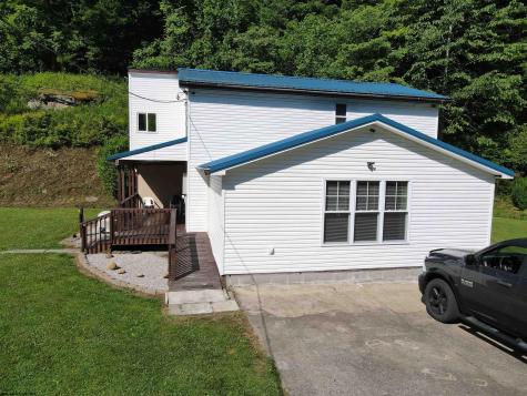 1858 Fola Road Bickmore WV 25019