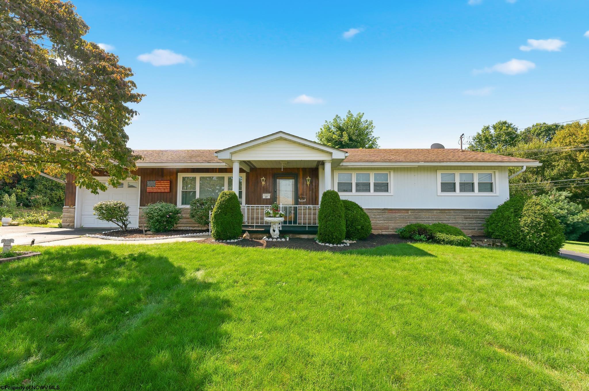 17 Grandview Terrace Uniontown PA 15401