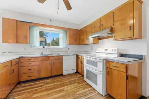 17 Grandview Terrace Uniontown PA 15401