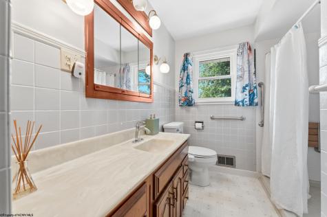 17 Grandview Terrace Uniontown PA 15401