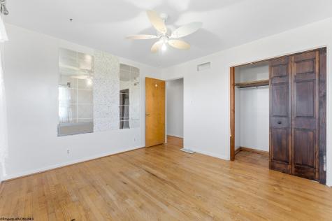 17 Grandview Terrace Uniontown PA 15401
