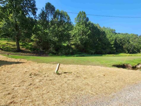 596 East Run Road West Union WV 26456