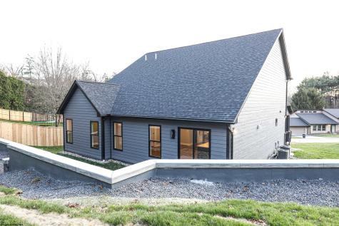 104 Crestview Drive Morgantown WV 26508