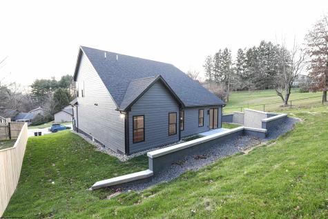 104 Crestview Drive Morgantown WV 26508