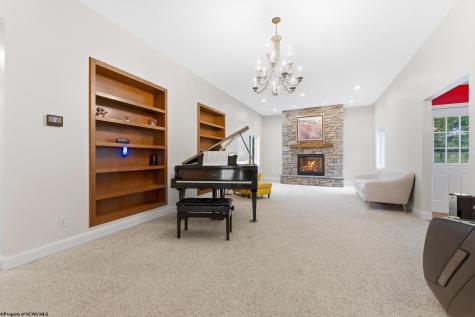 911 Richard Place Morgantown WV 26505