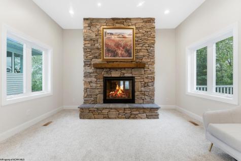 911 Richard Place Morgantown WV 26505